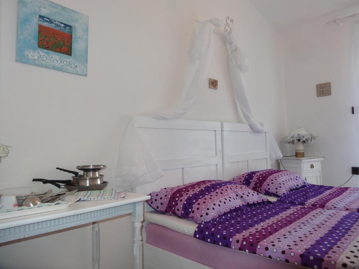 Romantic Room Вир Екстериор снимка